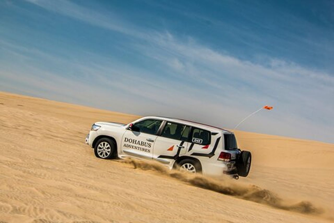 Safari nel deserto di mezza giornata in Qatar
