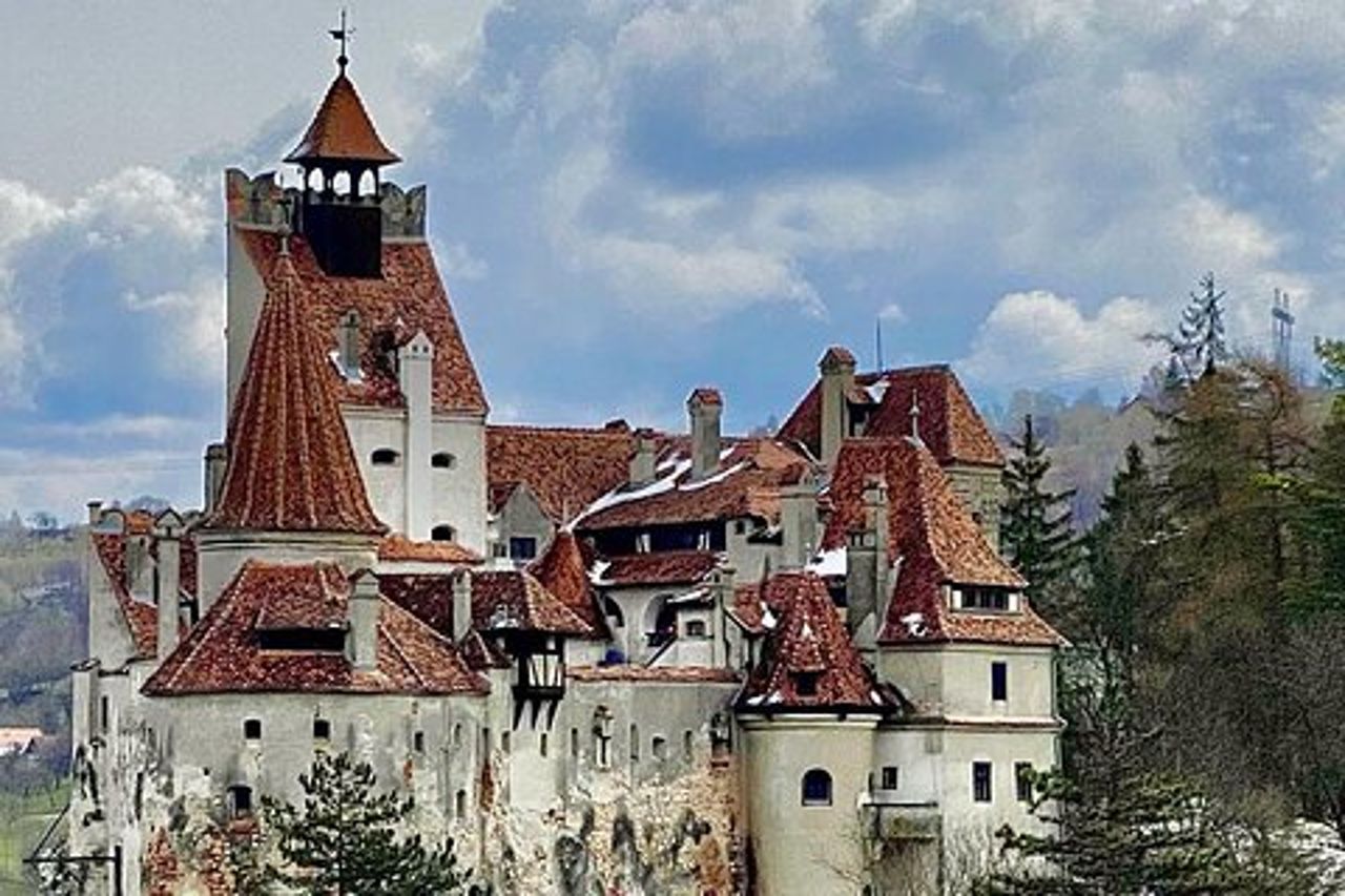 Da Brasov: tour per piccoli gruppi Castelli di Bran, Rasnov e Peles