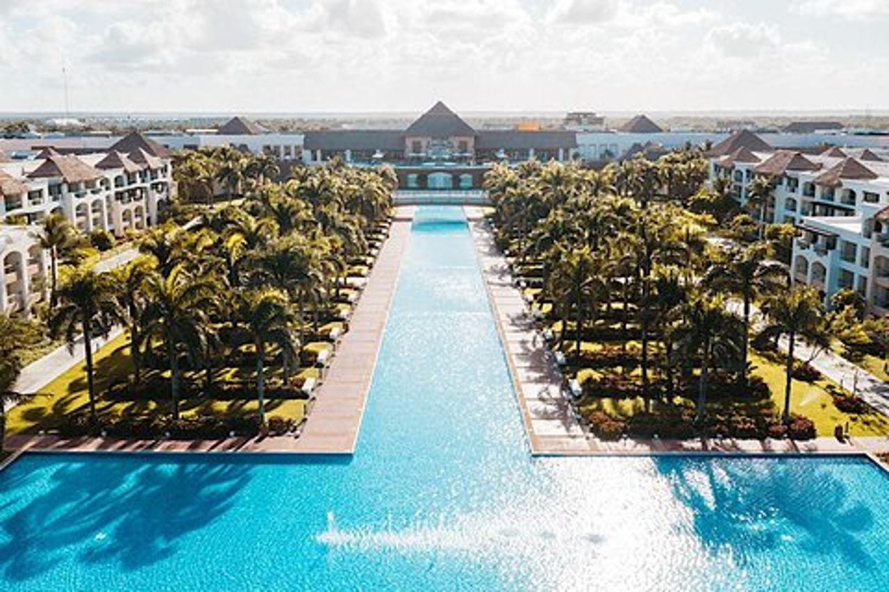 Trasferimento privato dall'aeroporto di Punta Cana a/da Hard Rock Punta Cana