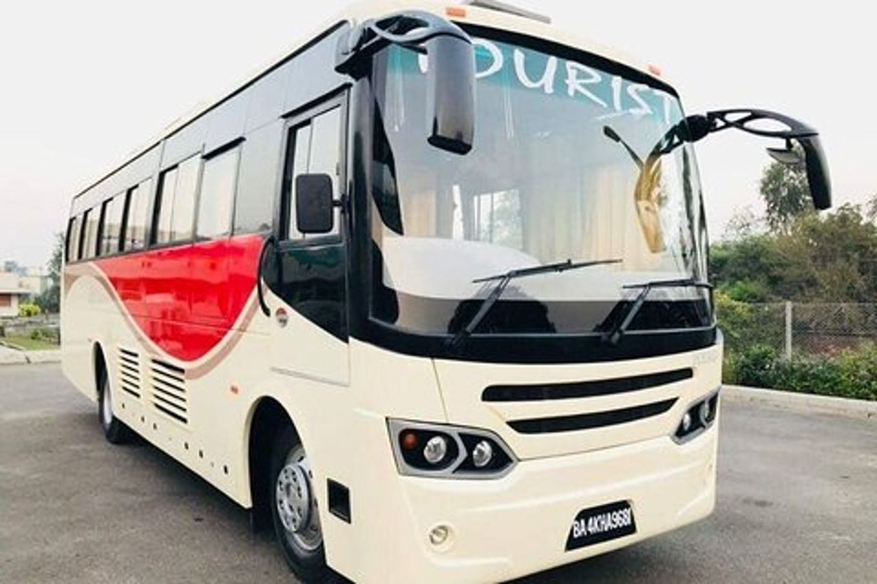 Prenotazione del biglietto dell'autobus da Kathmandu a Lumbini