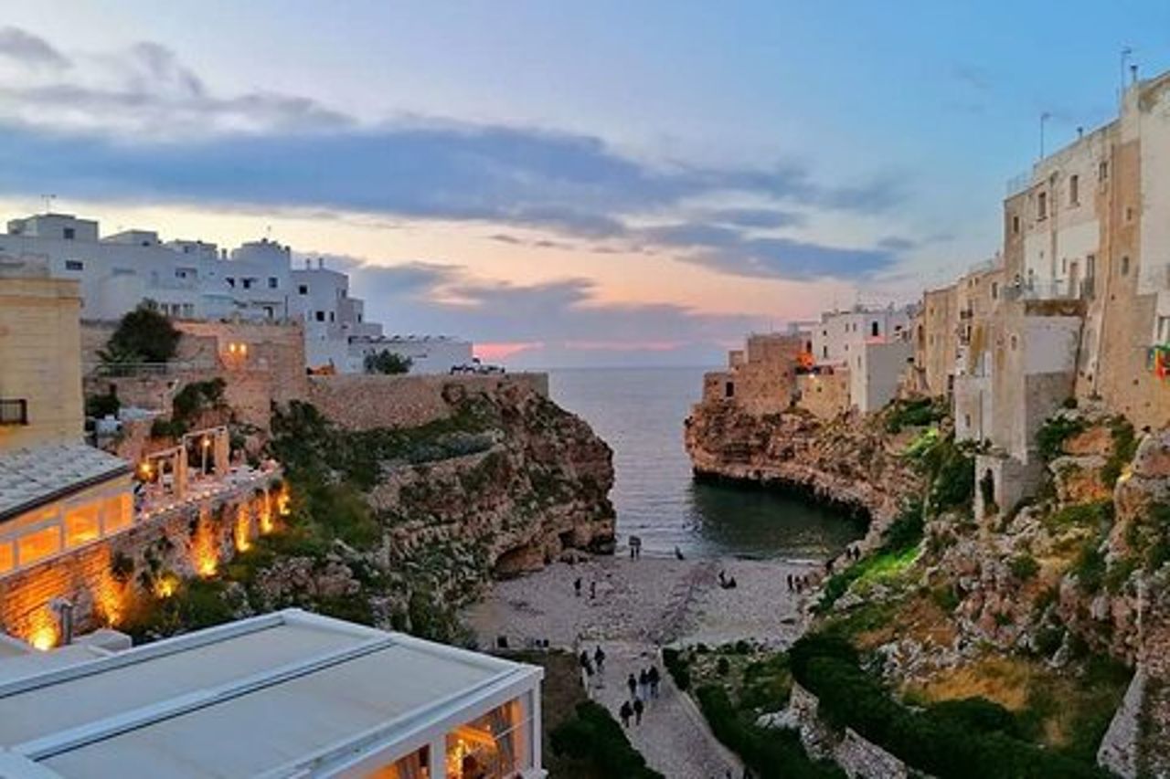 visita di POLIGNANO a MARE con Pranzo Incluso