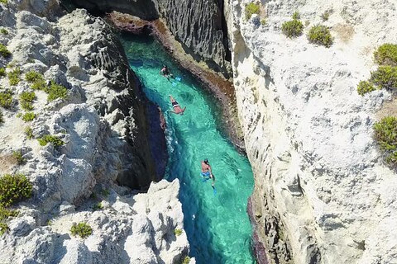 Tropea a Capo Vaticano, il miglior giro in barca - Max 12 passeggeri