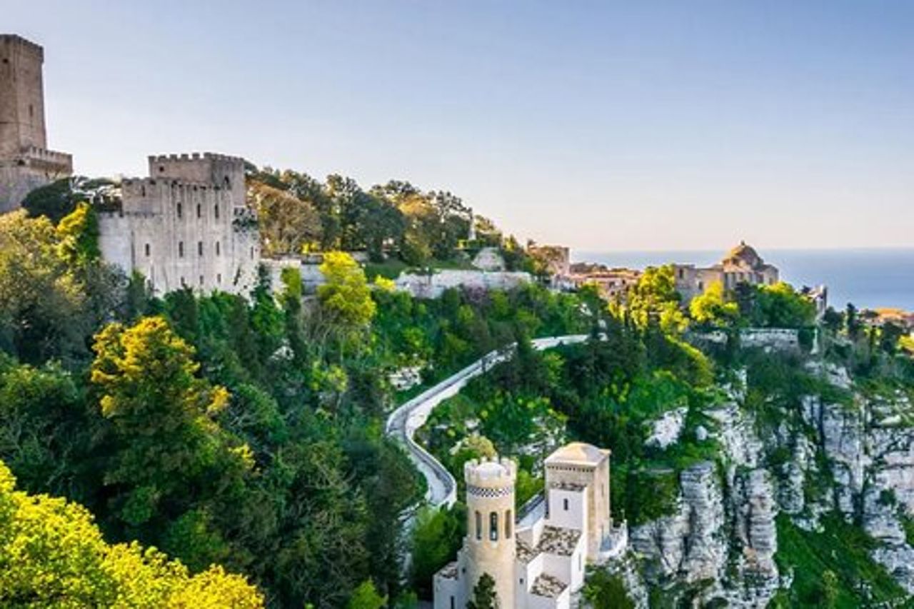 Segesta Erice e Saline Escursione di un'intera giornata