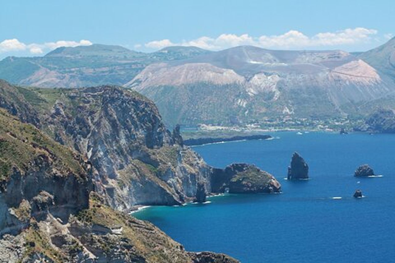 Tour in Barca a Lipari e Vulcano da Milazzo