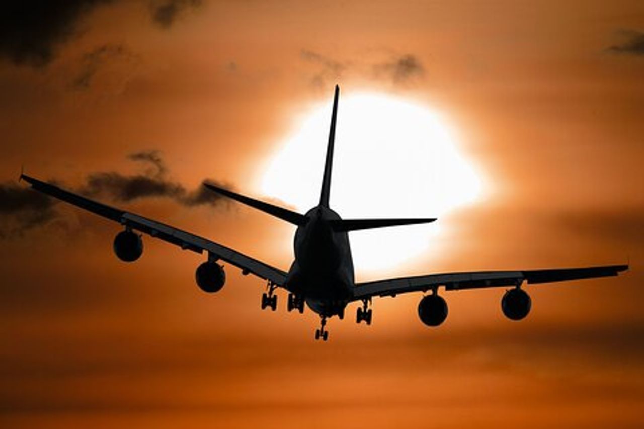 Transfer Intercity Privato 24/7 da Aeroporto/Stazione/Porto di Napoli