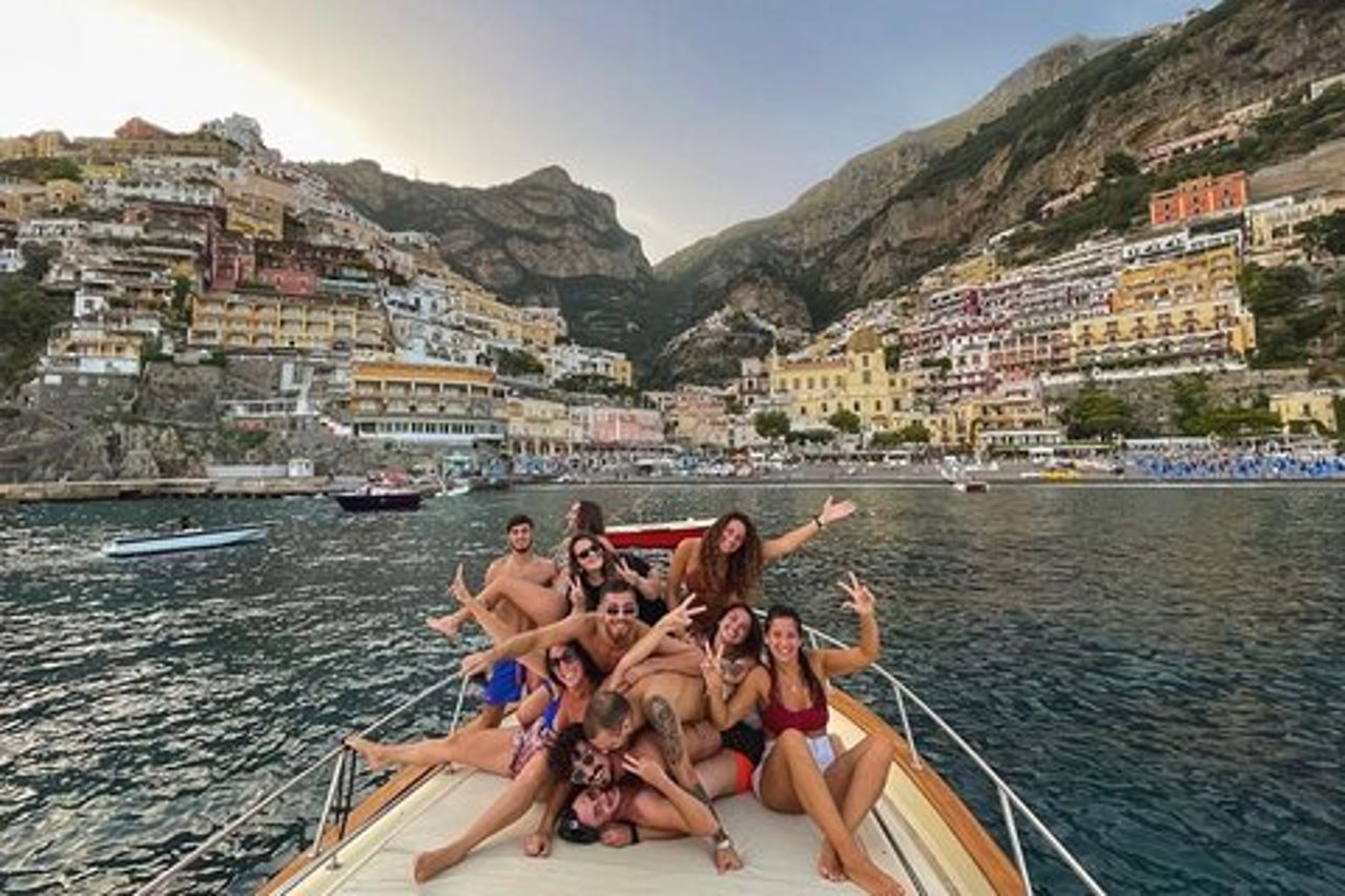 Tour privato in barca lungo la Costiera Amalfitana