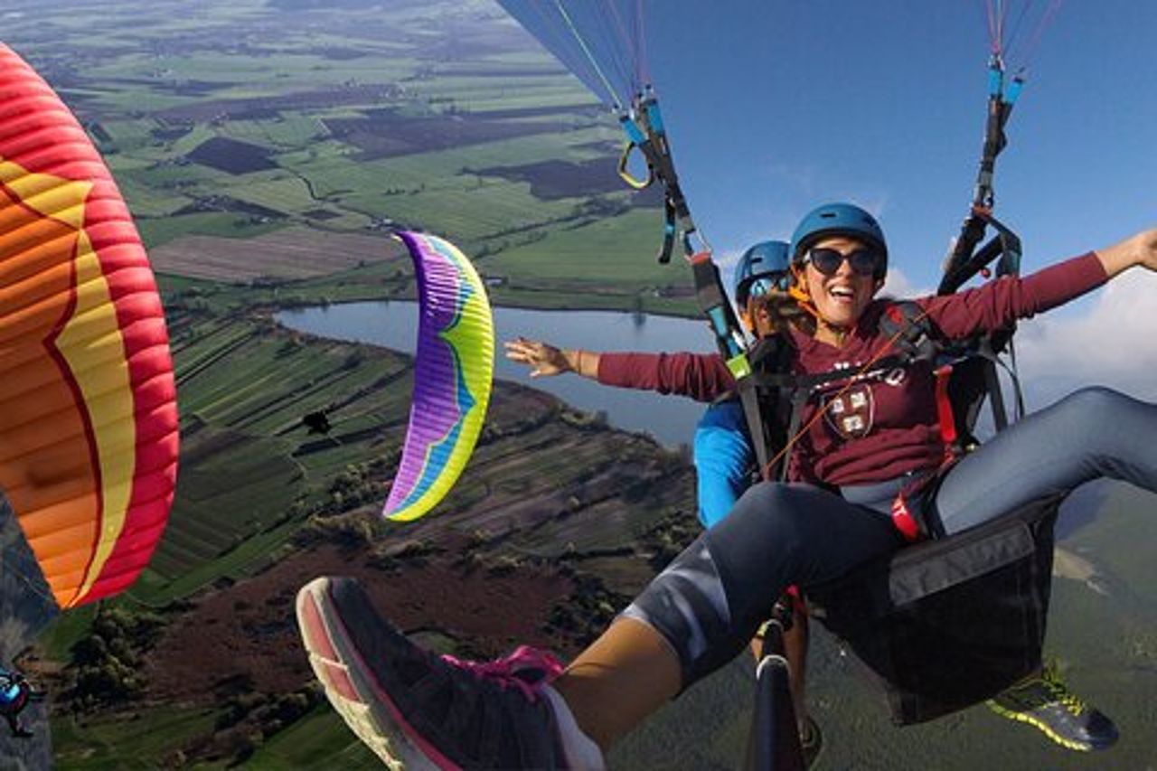 Esperienza privata di mezza giornata in parapendio - ADVENTURE FLIGHT