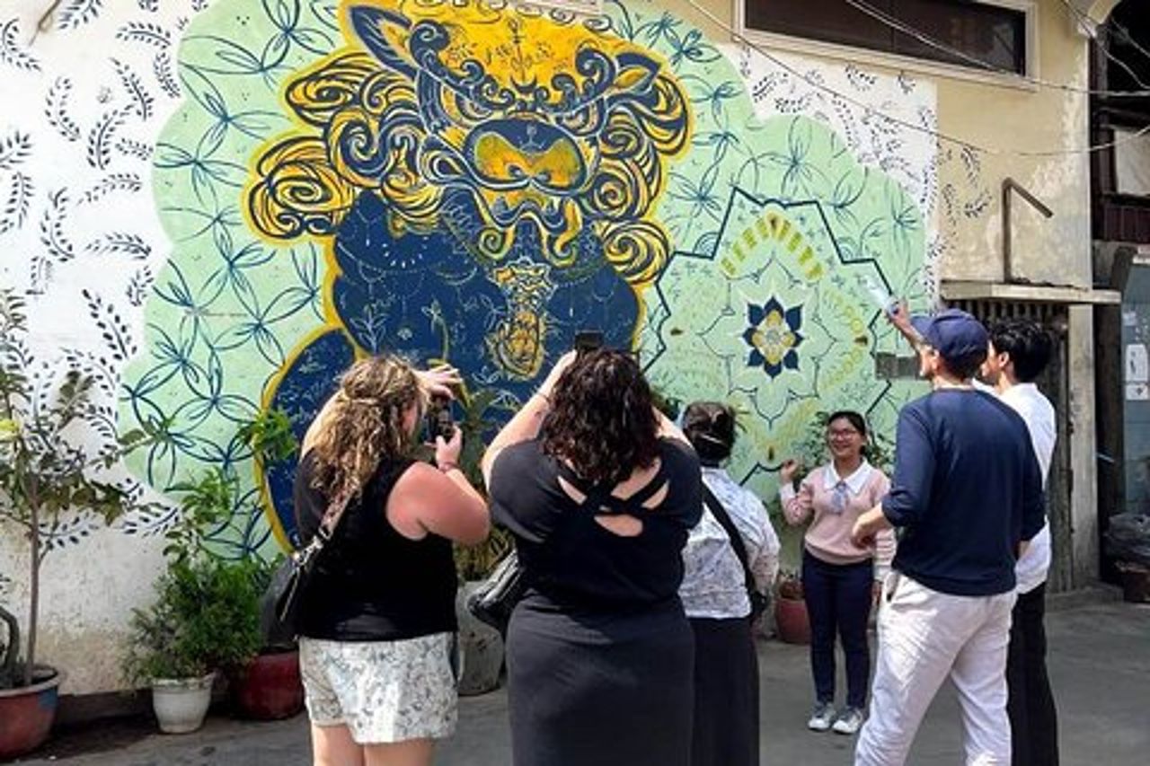 Tour del mercato mattutino e dell'arte di strada di Phnom Penh da Tuk tuk