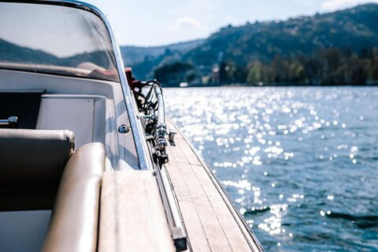 3 Ore Crociera Privata e Guidata sul Lago di Como con Motoscafo