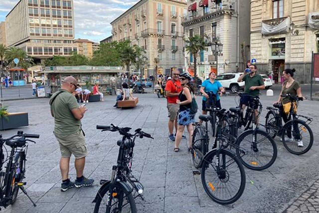 Tour in bici di Catania in e-bike