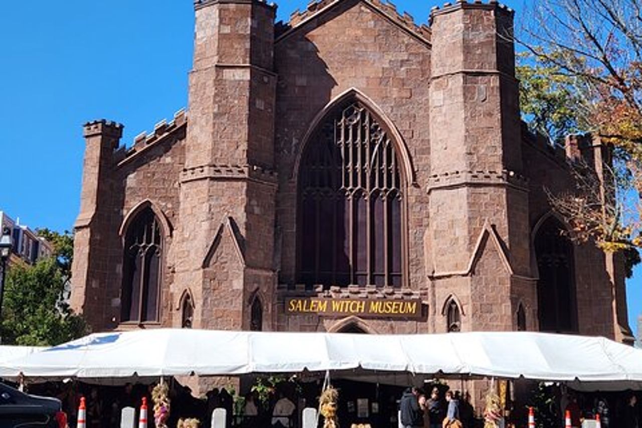 Tour privato di un giorno a Salem e Boston