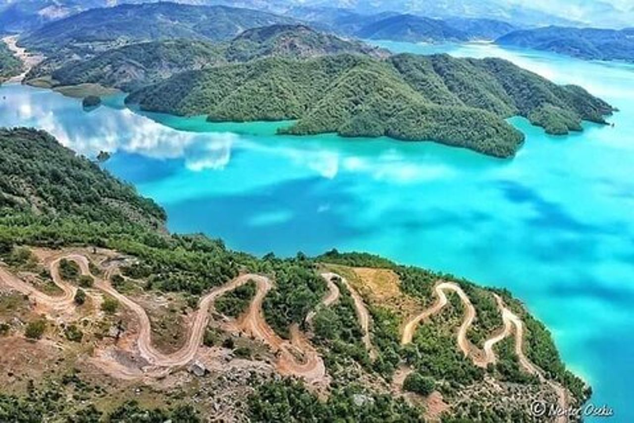 Esperienza escursionistica sul lago di Bovilla