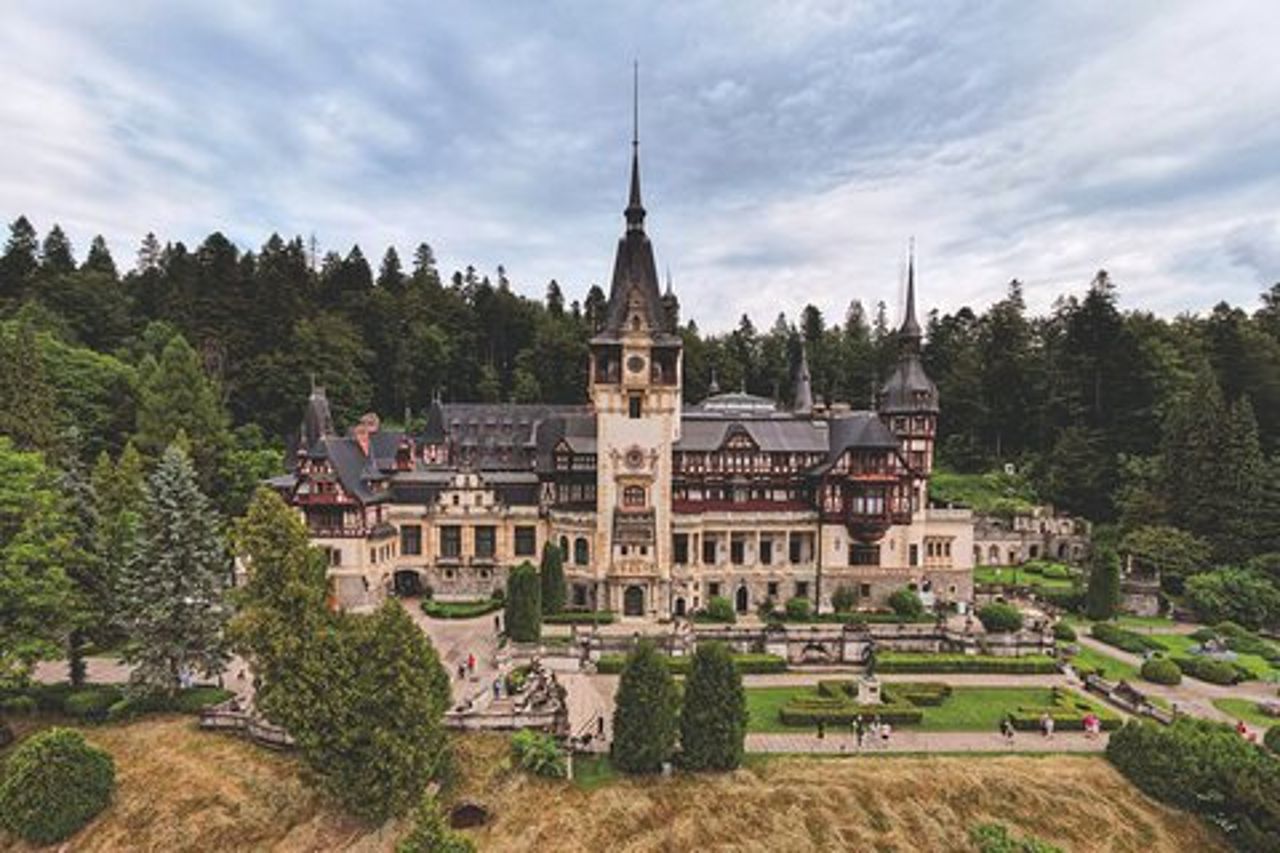 Castello di Peles, Castello di Bran & Forte Rasnov. Tour privato da Brasov