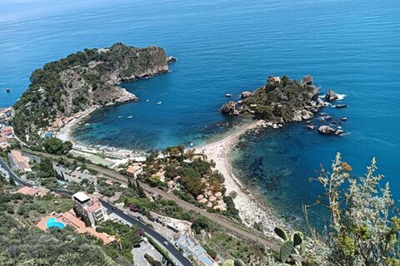 Tour Privato Guidato Giornata a Savoca (The Godfather) e Taormina