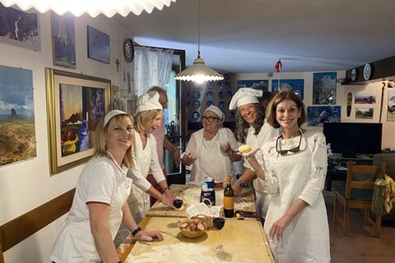 Corso di cucina in villa toscana vicino Cortona
