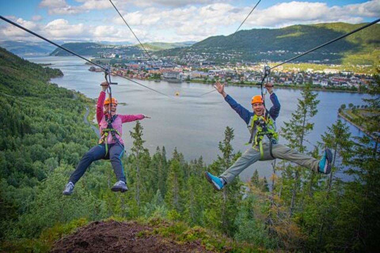 Esperienza zipline a Mosjøen