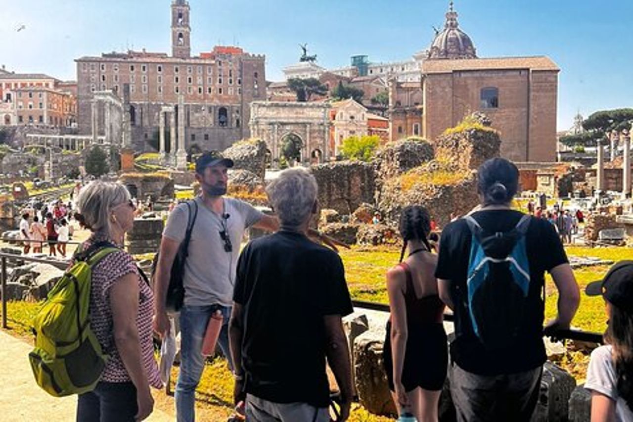 Tour guidato privato di miti e leggende del Foro Romano