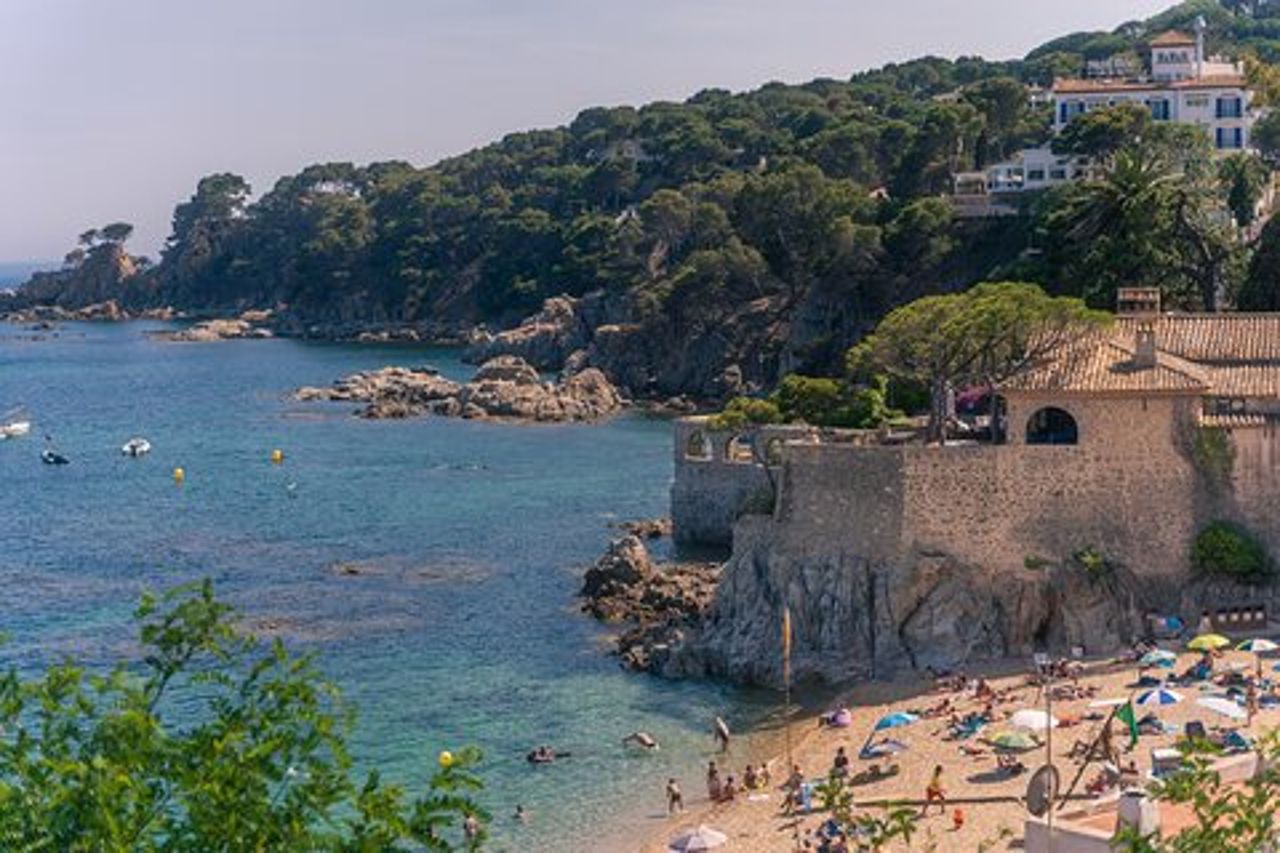 Tour per piccoli gruppi di Girona e Costa Brava da Barcellona