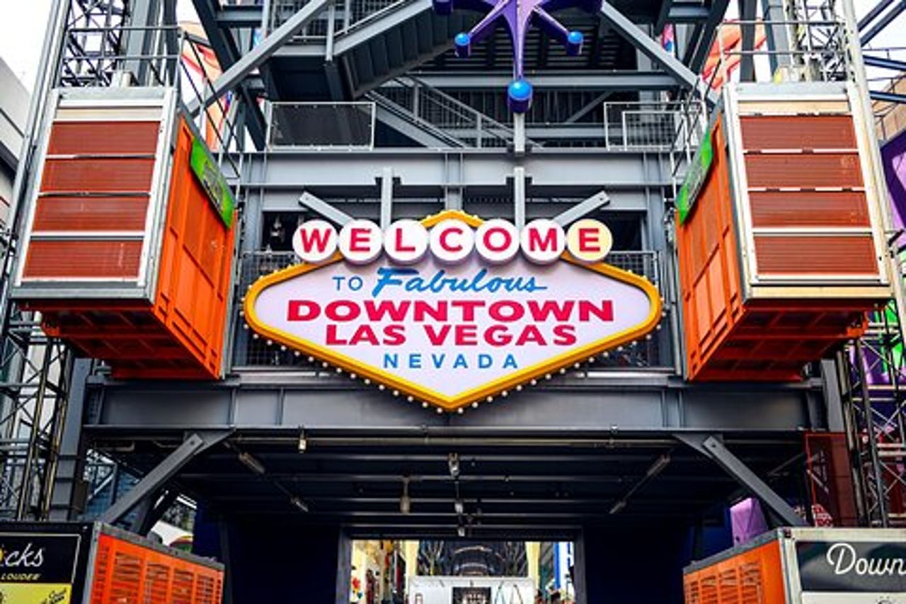 Tour gastronomico del centro di Las Vegas di 6 piatti iconici e gemme nascoste