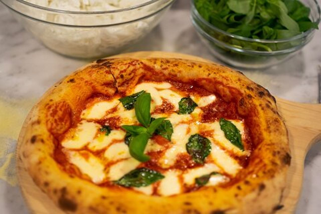 Florence Cooking Class L'arte di fare il gelato e la pizza autentica