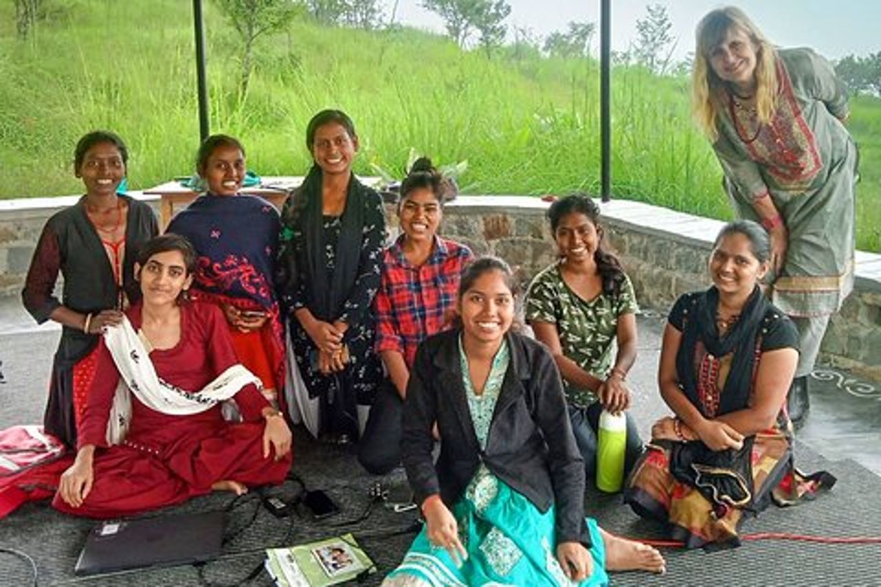 Passeggiata guidata del villaggio con storie a Dharamsala