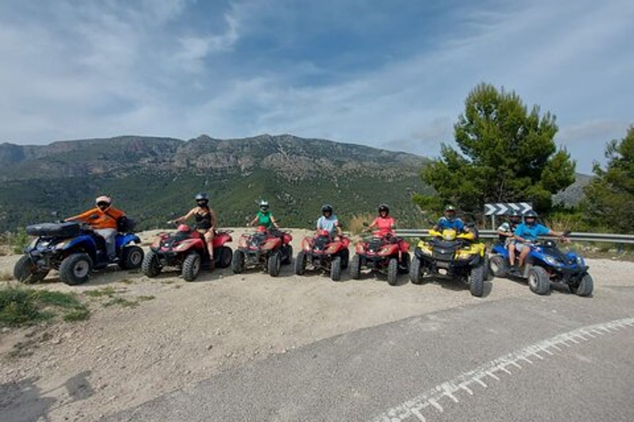 Tour in quad/ATV di 1 ora attraverso la giungla di Altea
