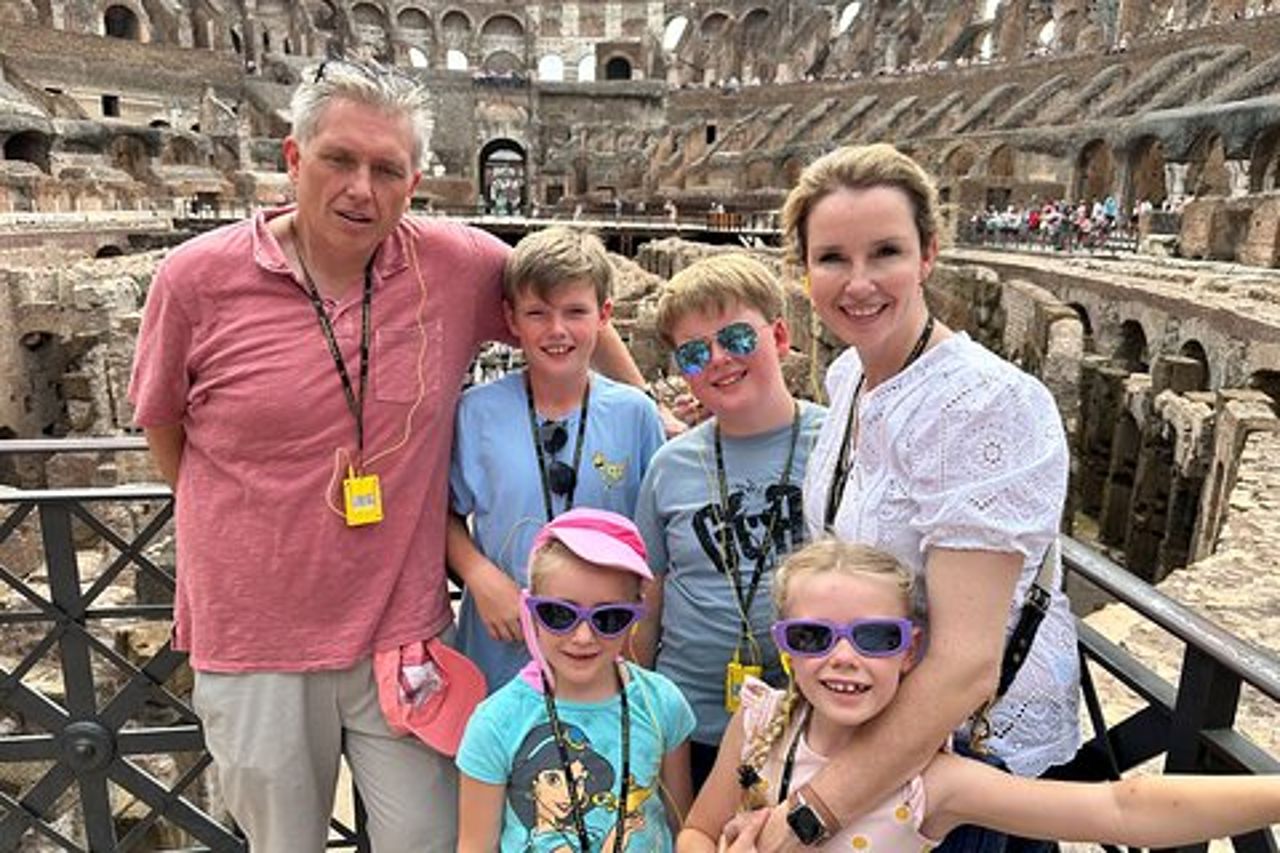 Tour guidato VIP privato del Colosseo Roma antica e Fori