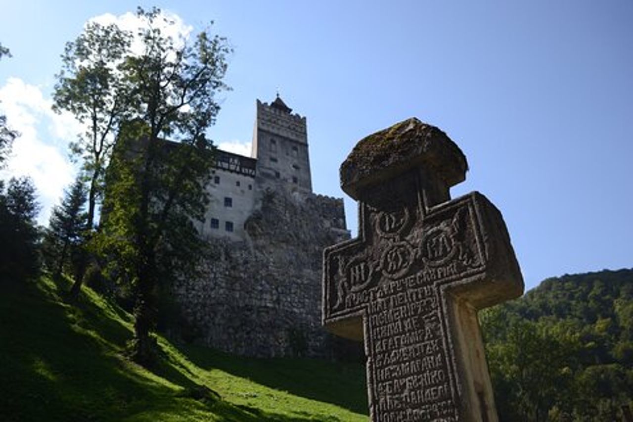 Tour privato di un giorno: Castello di Dracula e Castello di Peles