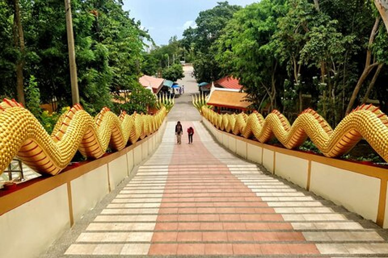 Tour privato della città di selfie di 6 ore nel punto di riferimento di Pattaya