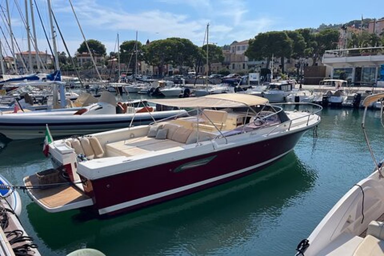 Tour esclusivo in barca privata su una crociera di un giorno di lusso - Nizza / Monaco