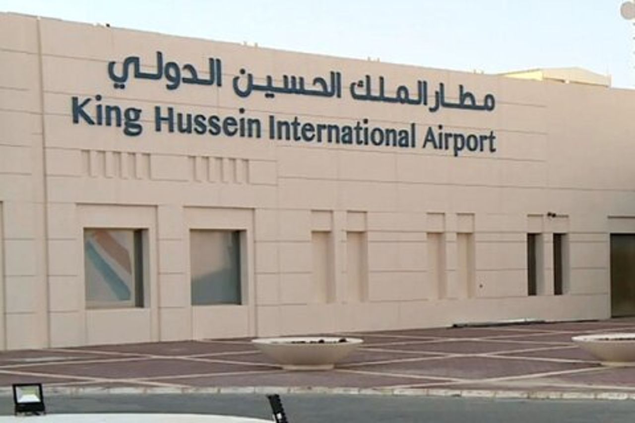 Servizio di autista privato dell'aeroporto di Aqaba | Affidabile porta a porta