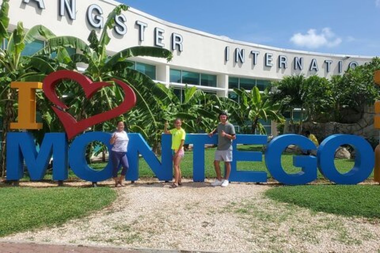 Trasferimento privato dall'aeroporto di Montego Bay agli hotel di Montego Bay