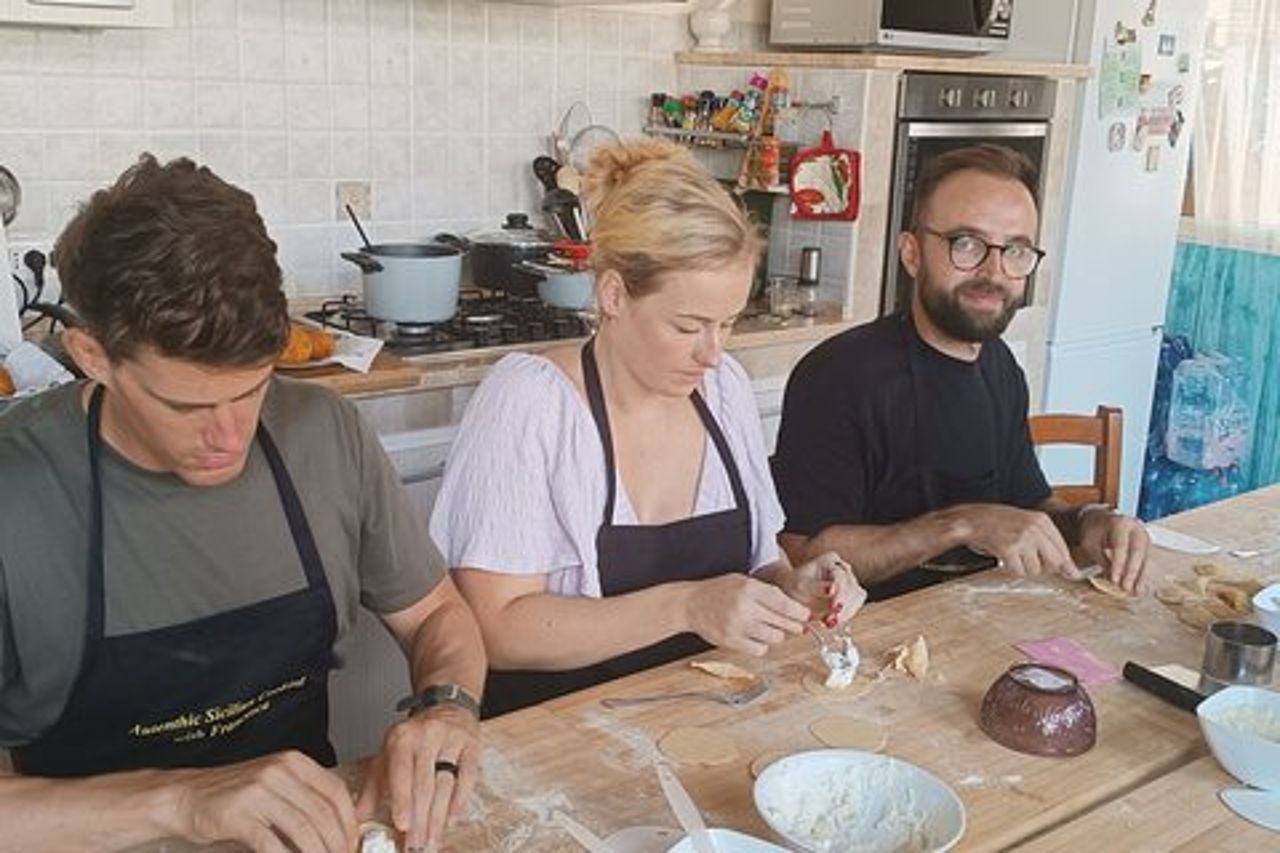 Lezione di pasta fresca e tiramisù a Palermo