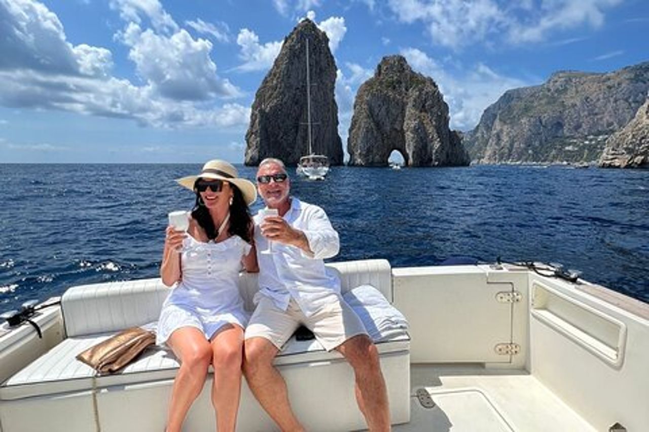 Tour privato in barca Capri da Sorrento