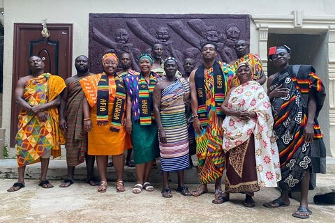 Autentica cerimonia di denominazione tradizionale a Kumasi