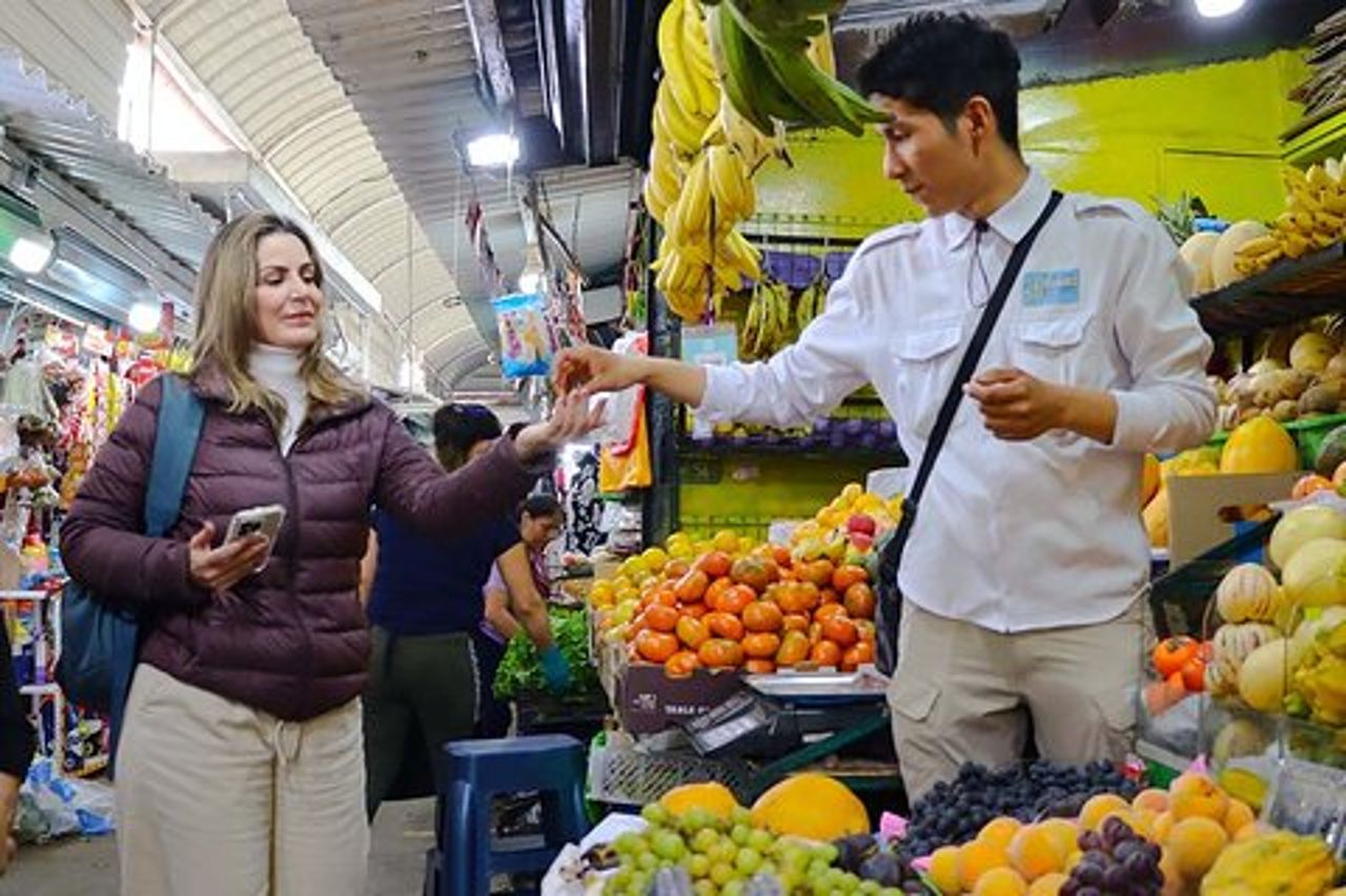 Storia del cibo + Tour dei mercati locali e degustazione di frutta