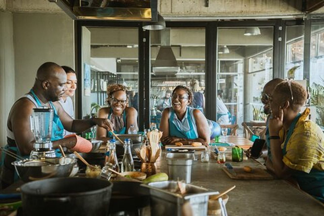 Corso di cucina a Cartagena con chef locale (esperienza per piccoli gruppi)