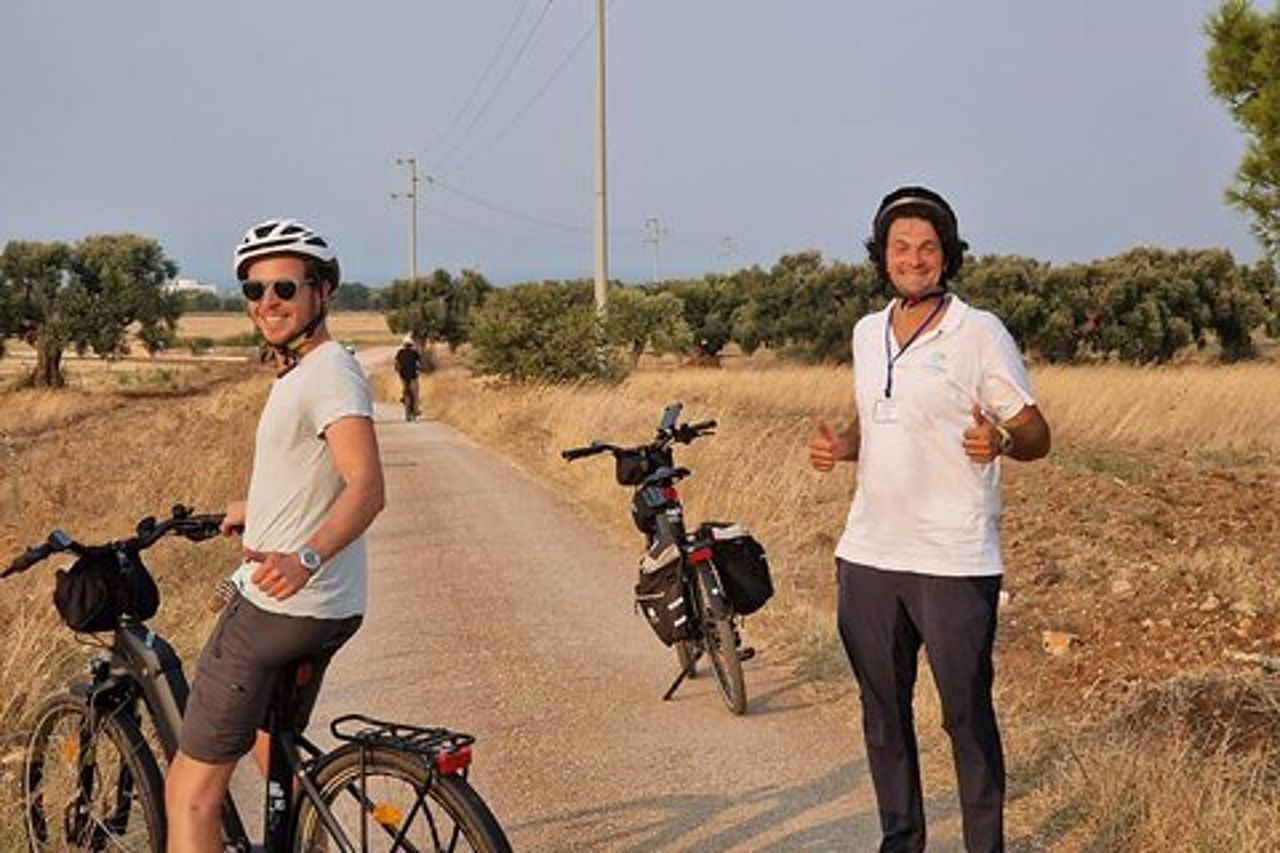 Ostuni e-bike tour: ulivi e frantoio – e-bike extra