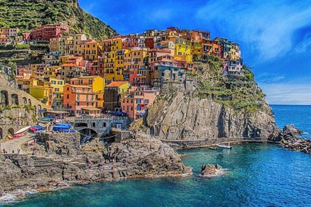 Tour di un giorno intero alle Cinque Terre con guida turistica ufficiale