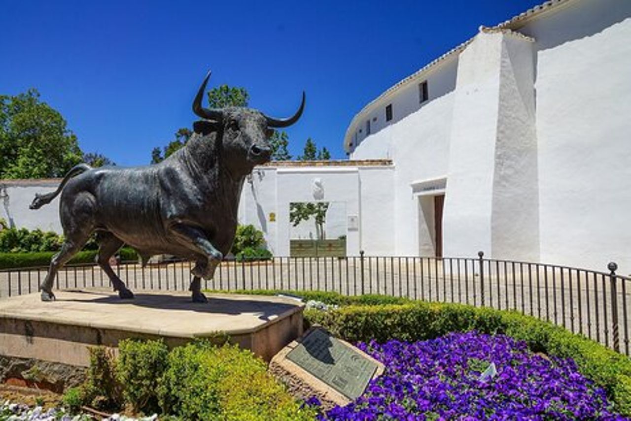 Scopri Ronda: porte, ponti, arene e luoghi storici