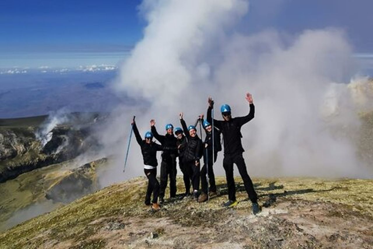 Etna Nord: Trekking guidato ai crateri del vulcano sommitale