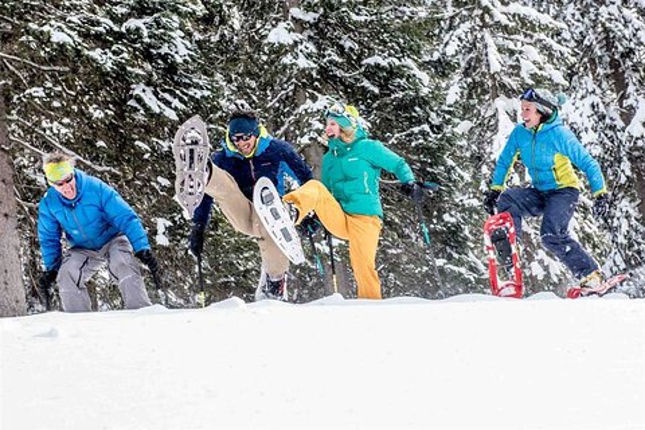 3 Ore Ciaspolata in Paganella sulle Dolomiti