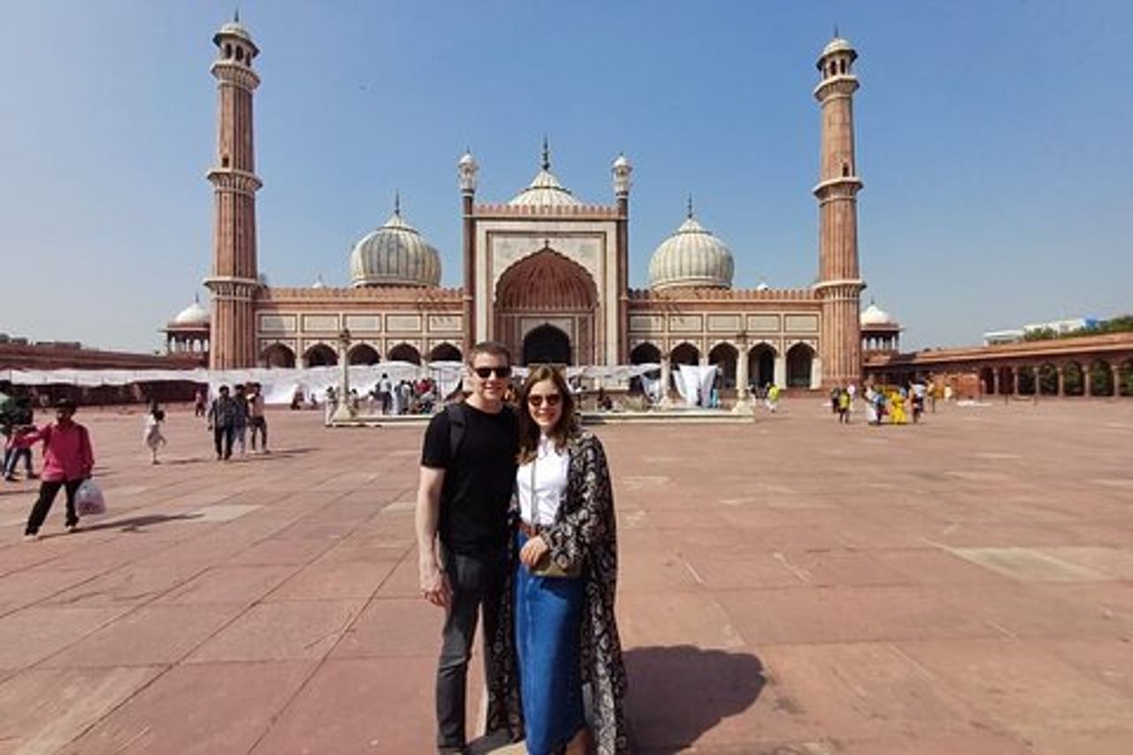 Delhi: Tour guidato della vecchia e di Nuova Delhi di mezza giornata