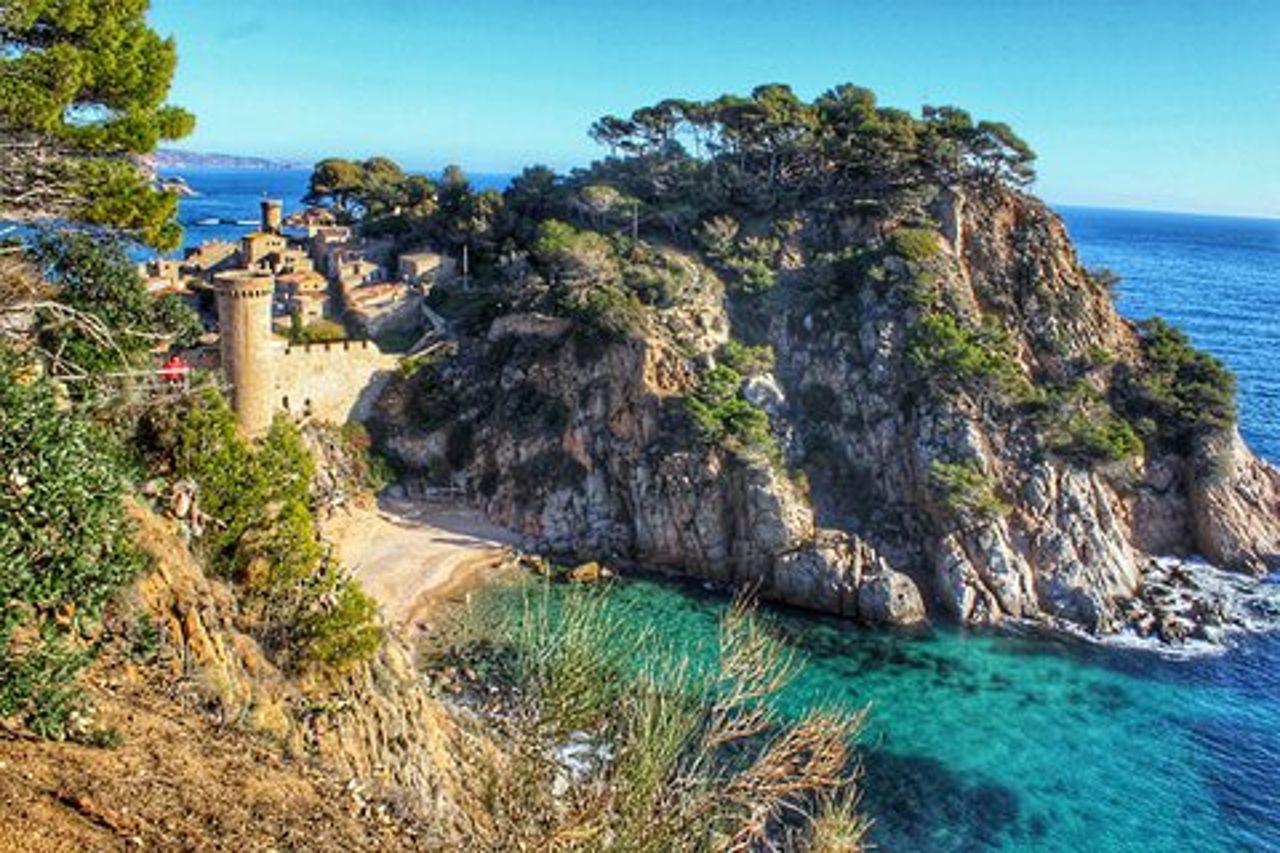 Alla scoperta del litorale della Costa Brava a Tossa de Mar