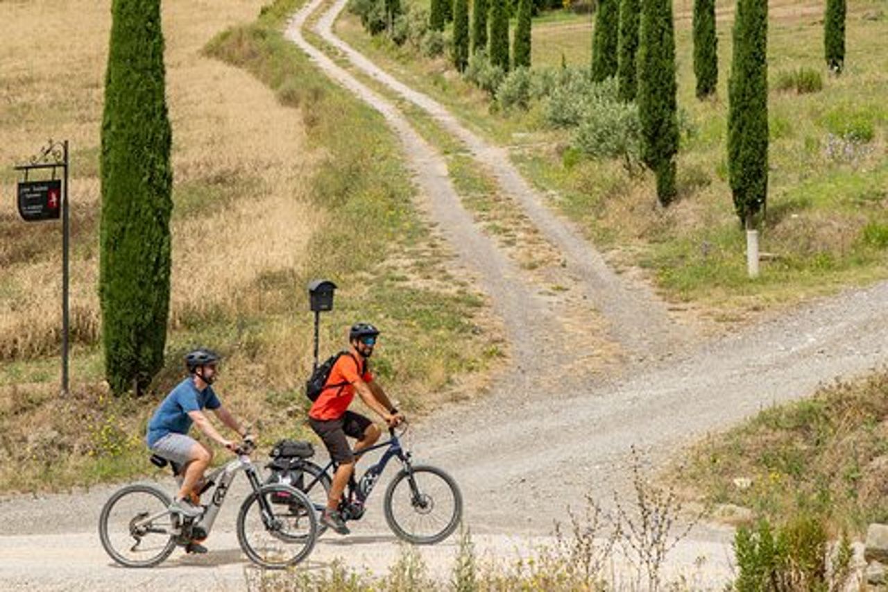 Pienza - Tour in ebike per una full immersion nella Val d'Orcia