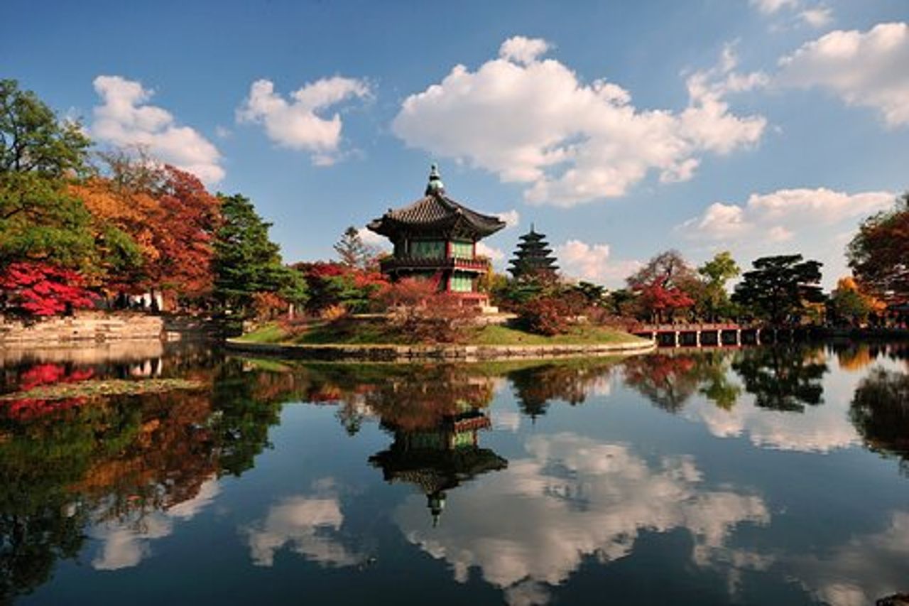 Seoul : Palazzo Gyeongbok, villaggio Hanok e tour di Gwangjang