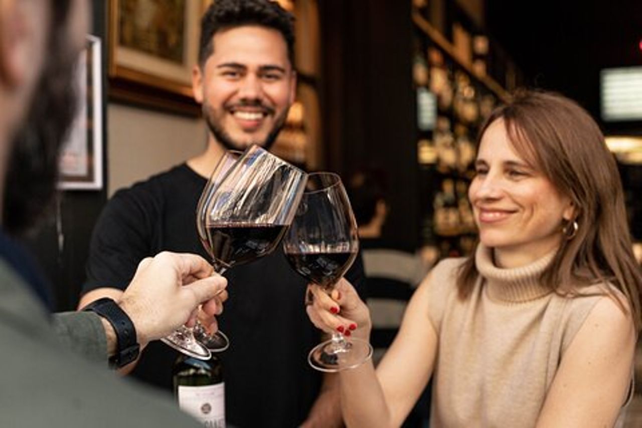 Esperienza enogastronomica guidata da sommelier a Barcellona