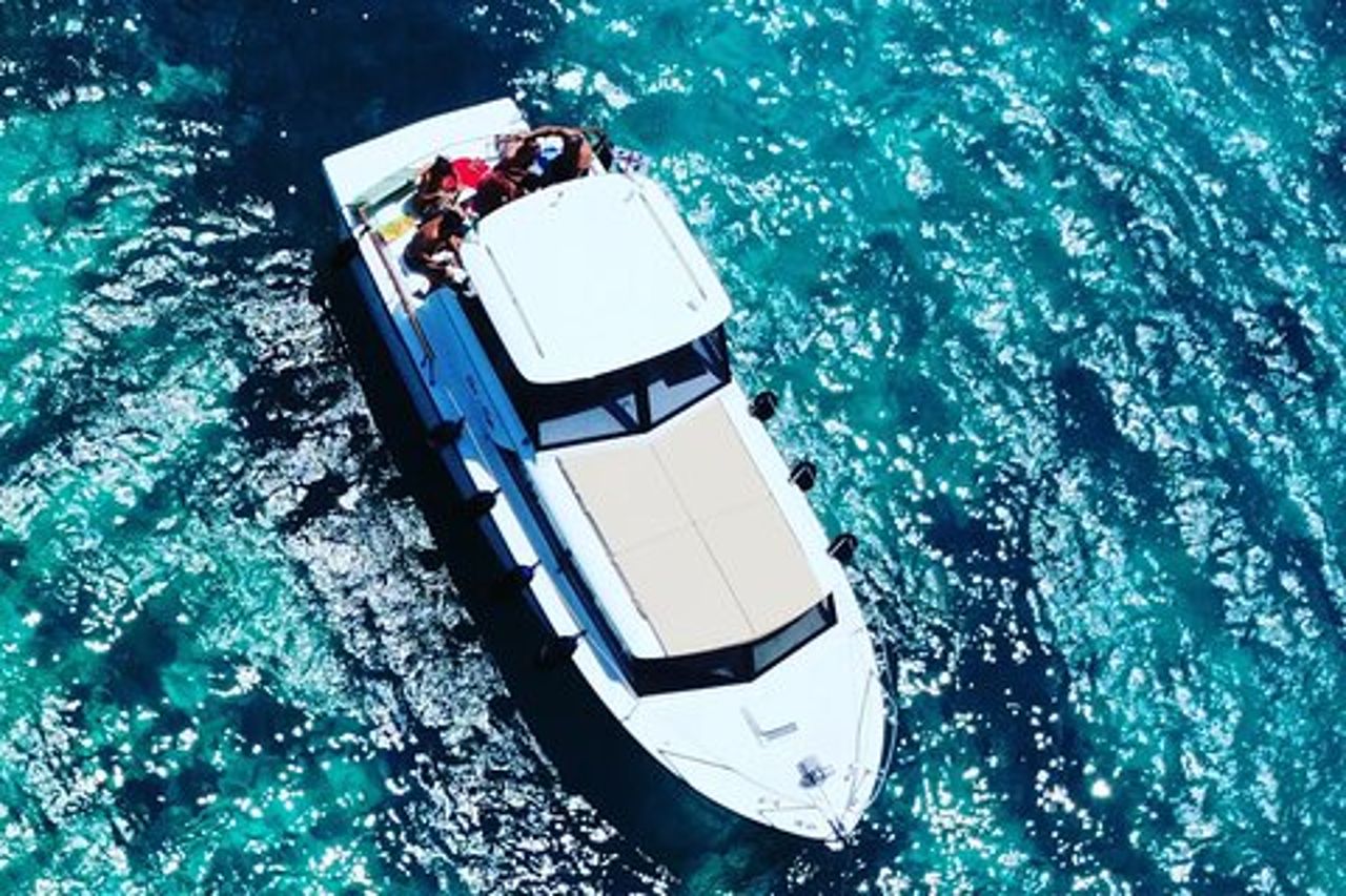 Da Palau: Arcipelago di La Maddalena Tour in Barca con pranzo!