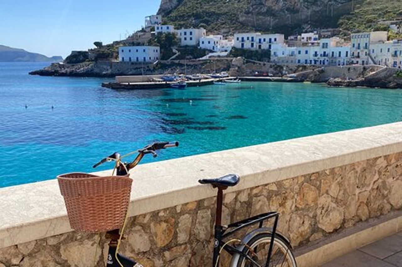 Favignana e Levanzo Shuttle Tour da Trapani