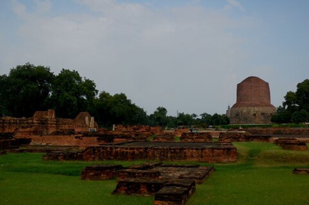 Tour privato di mezza giornata di Sarnath, sereno e bellissimo